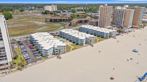 Myrtle Beach Apartment | A Place at The Beach 9520-3E