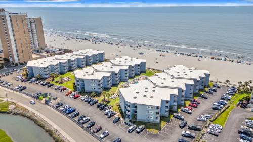Myrtle Beach Apartment | A Place at The Beach 9520-3E
