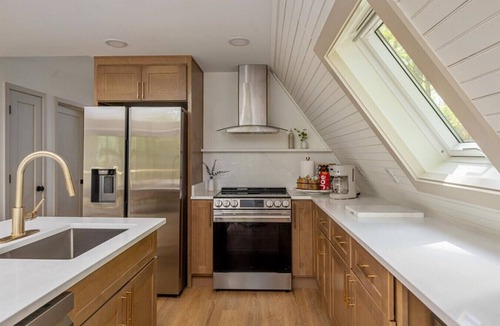 Mount Jackson Cabin | A Rosey A-Frame: Serene Luxury Cabin Near Bryce Resort & Shenandoah Valley