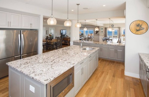 Sandbridge House | A Seahorse Wish- Oceanfront, 9 beds, Pool, Slps 24
