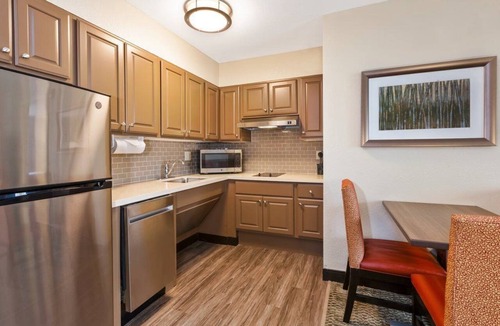 Kalamazoo Apartment | Accessible 2BR Suite | Hot Breakfast + Pool Access