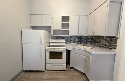 Eden Apartment | Adorable 1-bedroom studio apartment with AC in beautiful Eden