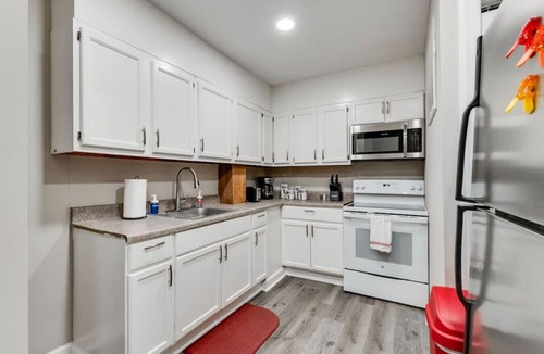 Hopewell Apartment | Adorable 2-Bedroom Home in Hopewell near Hospital