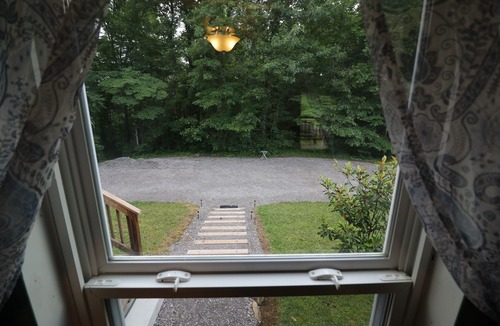 Crossville House | Adorable 3BR Retreat with Gig-Speed WiFi in Middle Tennessee