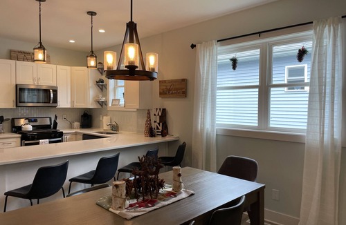 Michigan City House | Adorable cottage in the Michiana Shores area! Close to Lake Michigan and Dunes