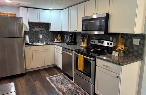 Se Ree House | Adventure 301 by Lake Time Stays