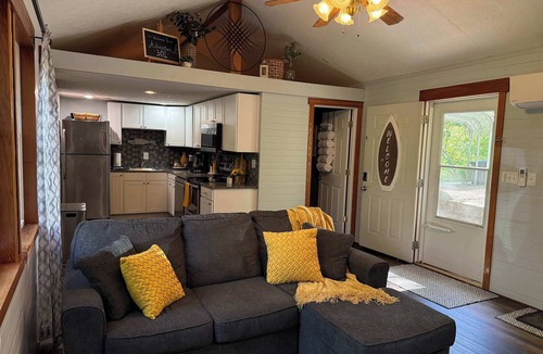 Se Ree House | Adventure 301 by Lake Time Stays