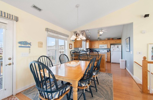 Holden Beach House | "Almost Heaven" Is a 4 Bedroom, 3 Bathroom Home with a Community Pool!