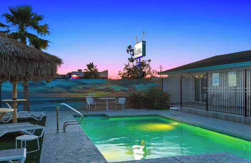 Chandler Apartment | Aloha Wave