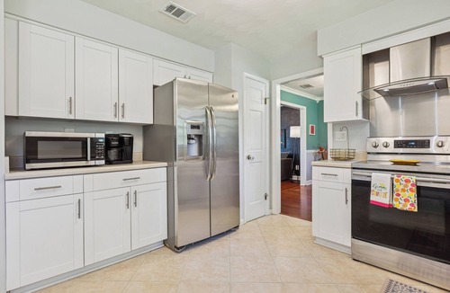 Greenbrier West House | Amazing four-bedroom home in great area perfect for families & traveling crews!