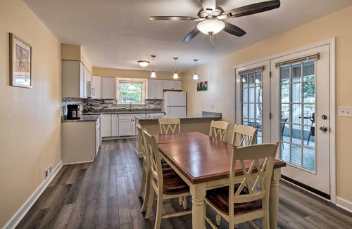 Wilmington House | ‘Apache Trail’ Home - 3 Mi to Masonboro Island!