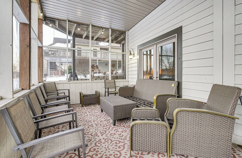 Apple Valley House | Apple Valley Home, Shared Golf Course On-Site
