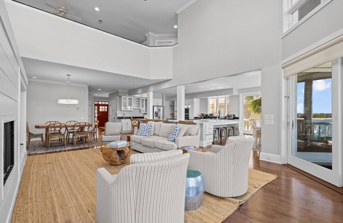 South End House | Aquarium #159 - Soundfront Home on Wrightsville Beach w/Private Dock!