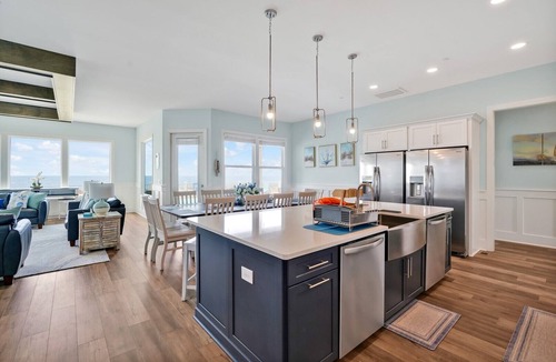 Long Beach House | Aquila East: Luxurious 12-bedroom oceanfront home in Oak Island, NC, sleeps 30.
