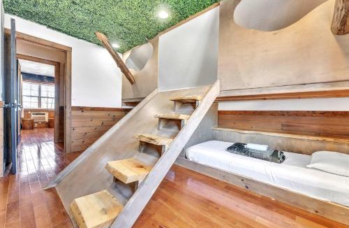 Bryant House | Attitude Adjustment Cabin with hot tub fire pit & indoor pool