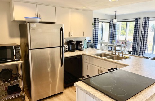 North Shore Condo | AUGUST DISCOUNT DAYS BERNARDS LANDING-BEST AMENITIES- 10% OFF BOAT TOURS,RENTALS