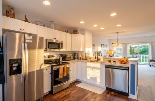 Bermuda Bay House | Aviation Themed Townhome w/Waterpark & Game Room - Pet Friendly