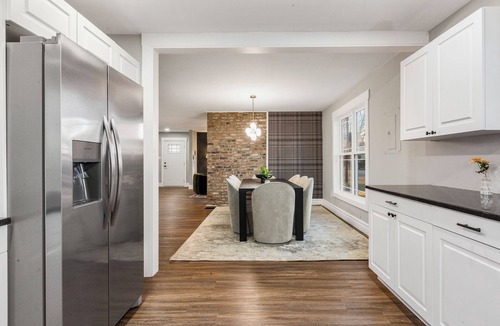 Lawrenceburg House | Award-winning 3 king bedroom retreat in historic downtown Lawrenceburg, steps from Main Street and minutes to the Kentucky Bourbon Trail.
