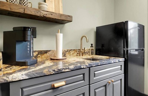La Grange Apartment | Back Room Bungalow - Lagrange