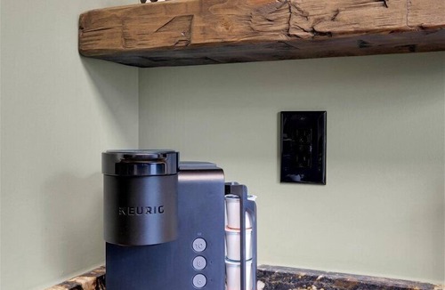 La Grange Apartment | Back Room Bungalow - Lagrange