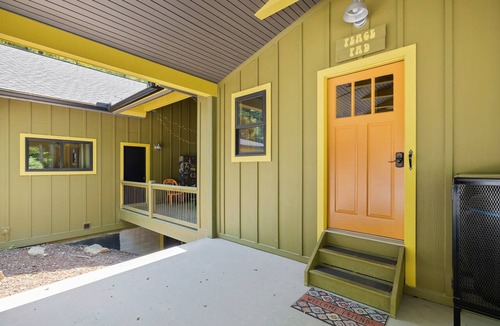 Horse Shoe Ski Chalet | Backwoods Bungalow