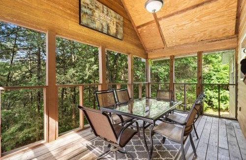 Branson West House | Baldknobber Ridge Escape - West Branson Cabin
