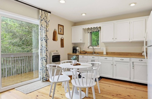 Mill Ridge House | Banner Elk Mountain Cottage | Pool, Skiing & Views