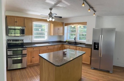 Fox Hill - Grandview House | Bayfront 4BR Beach Home Sunset Views Hampton