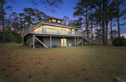 Hallieford House | Bayfront Escape, Private Dock, Large Deck, and Views!