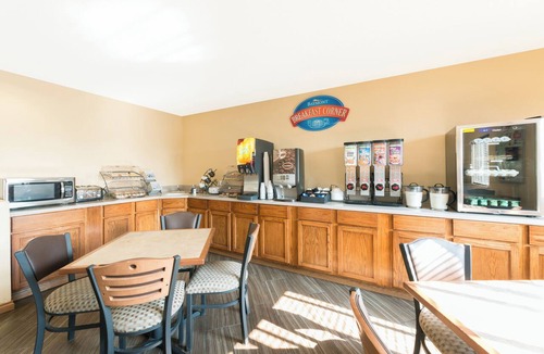 Hillview Hotel | Baymont by Wyndham Louisville South/Shepherdsville/I 65