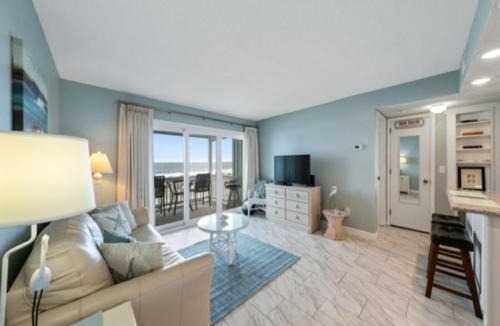 North Carolina Coast Villa | Beach Bliss condo