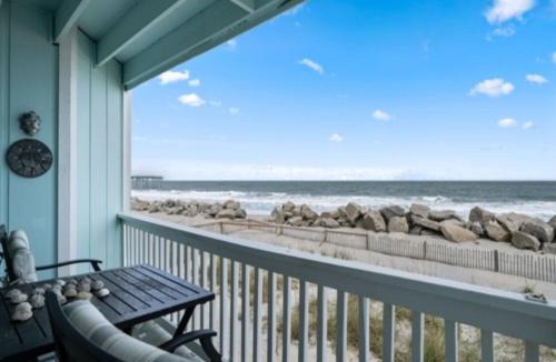 North Carolina Coast Villa | Beach Bliss condo