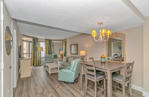 Myrtle Beach House | Beach Colony Ocean View Condo - 2 bedroom, 2 bath - Perfect for 8!