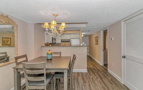 Myrtle Beach House | Beach Colony Ocean View Condo - 2 bedroom, 2 bath - Perfect for 8!