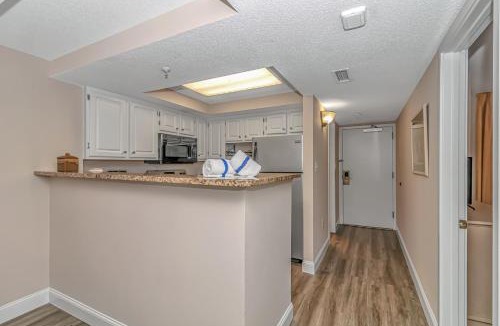 Myrtle Beach House | Beach Colony Ocean View Condo - 2 bedroom, 2 bath - Perfect for 8!