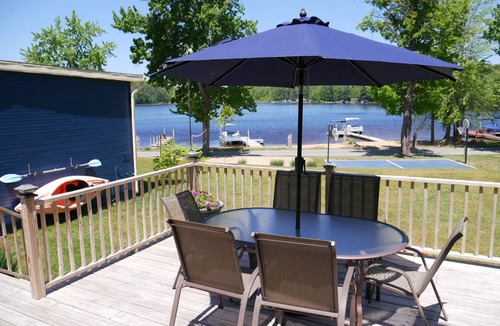 Grand Junction House | Beach Front Lake Resort 10 Minutes To South Haven - Pontoon Available