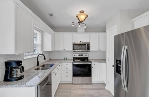 Silver Lake House | Beach House Getaway