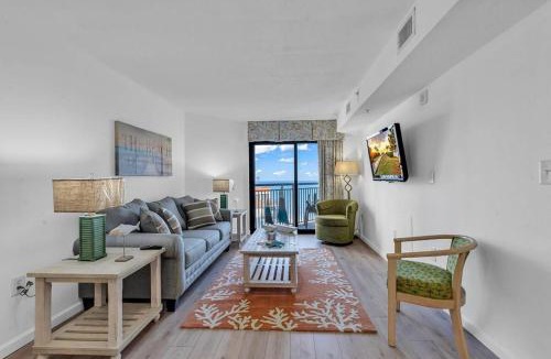 Myrtle Beach Apartment | Beachfront, Spacious King Suite with Resort Access, Free Parking!