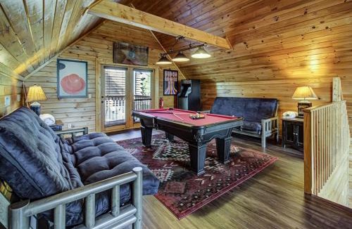 Sevierville House | Bear Mountain Hideaway by Avada Properties