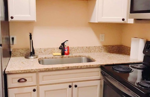 Greensboro Apartment | Beautiful apartment in Historic Downtown Location