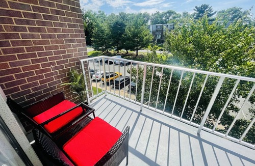 Aspen Hill Apartment | Beautiful Condo near Downtown Silver Spring - 20%off NOW!!!