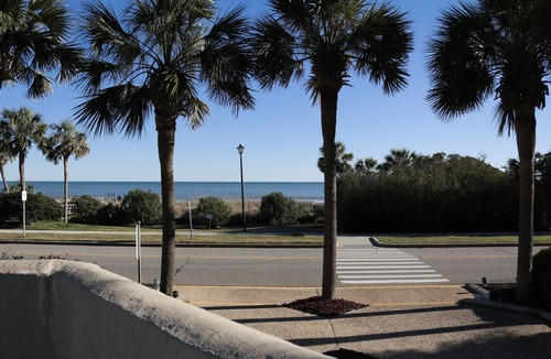 Myrtle Beach Condo | Beautiful Couples getaway! 1BR, 1BA. Coastal decor, and upgrades.