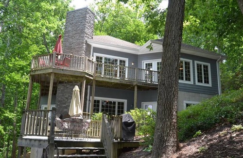 Reed Creek House | Beautiful fall views on Lake Hartwell! Quiet cove! Everything you need to relax!