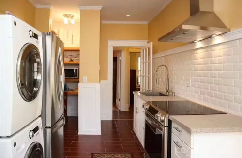 Salisbury House | Beautiful House in Salisbury
