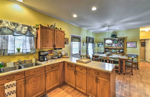 Myrick Estates House | Beautiful Lakefront Retreat w/Dock & Grill!