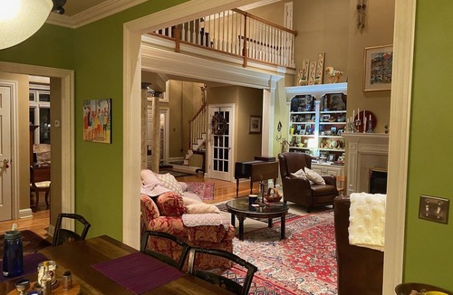 Prospect House | Beautiful Louisville home for executives, families or friends 5300sf