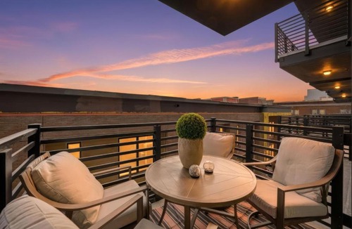 Old City Apartment | Beautiful New Construction Condo Downtown Knox