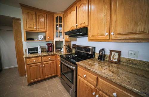 Bellamy House | Beautiful & Peaceful House Overlooking the River. Pets Welcome! Kayaks and Dock