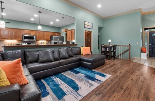 Branson West House | Beautiful remodel, Game Room, Hot Tub, Pools, GOLF
