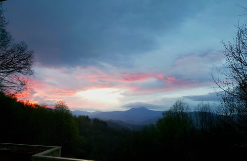 Sylva House | Beautiful Smoky Mountain Home 2/2 BB Incredible View!